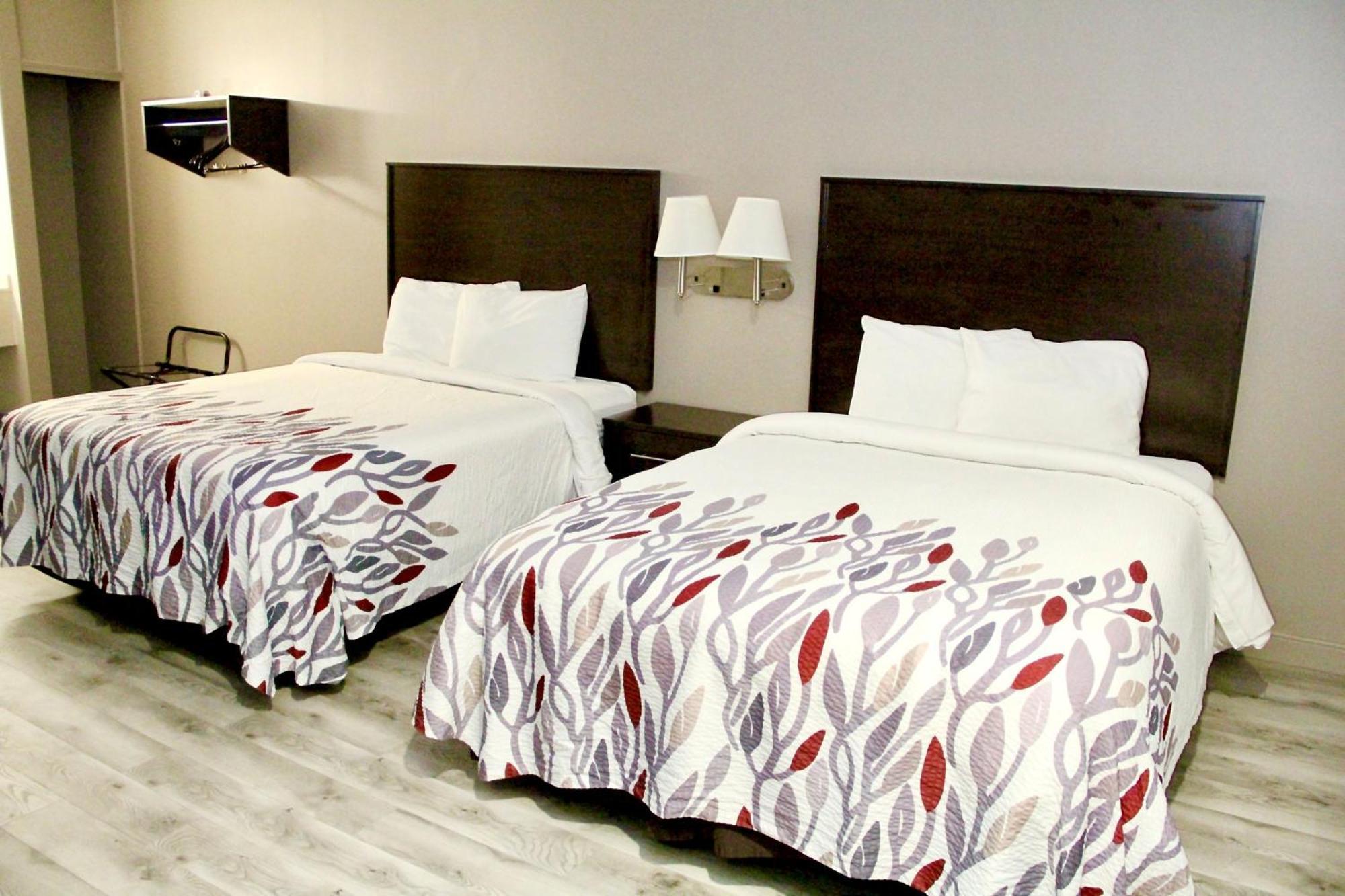 Red Roof Inn & Suites Lake Orion / Auburn Hills Zewnętrze zdjęcie