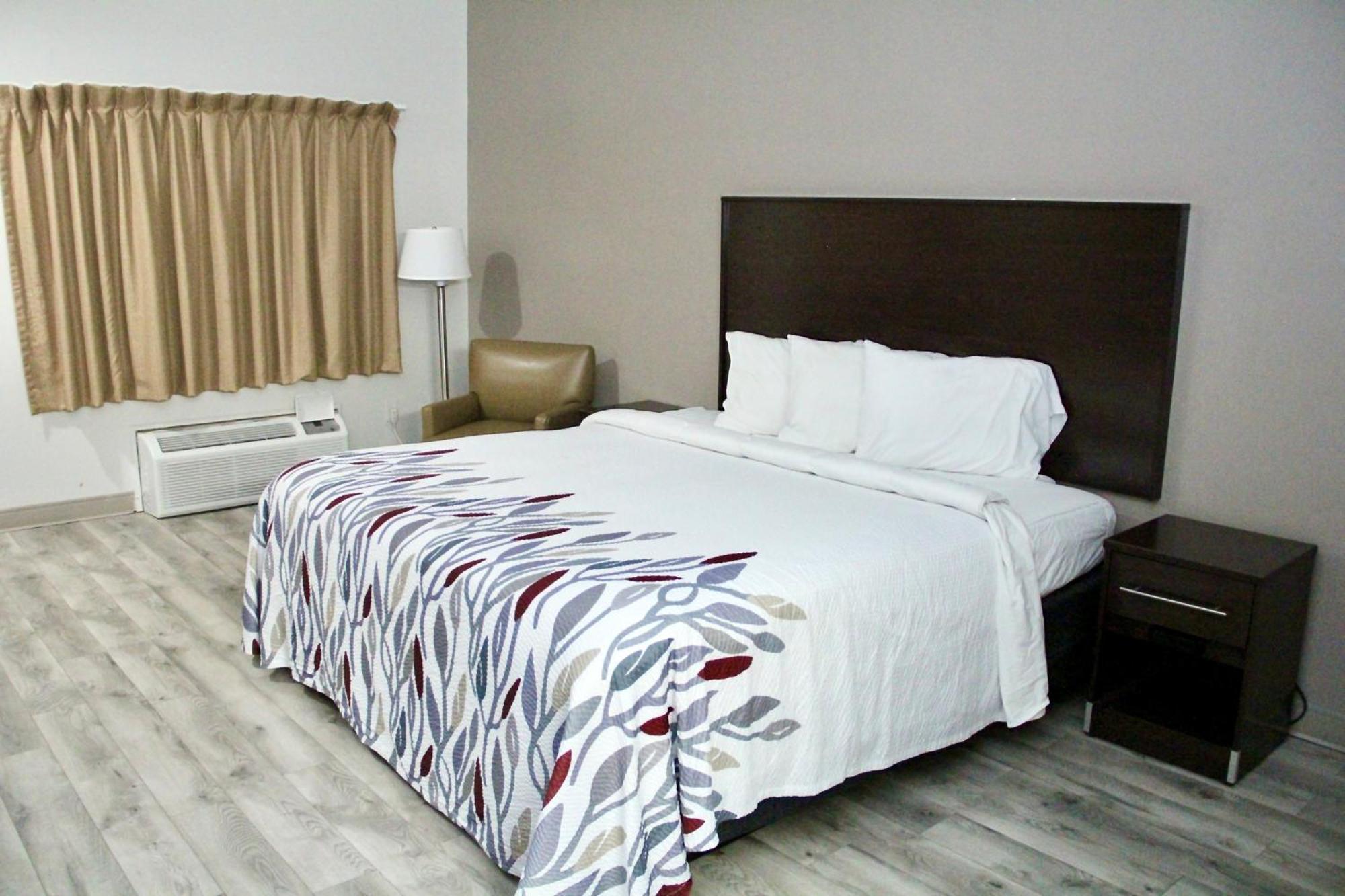 Red Roof Inn & Suites Lake Orion / Auburn Hills Zewnętrze zdjęcie